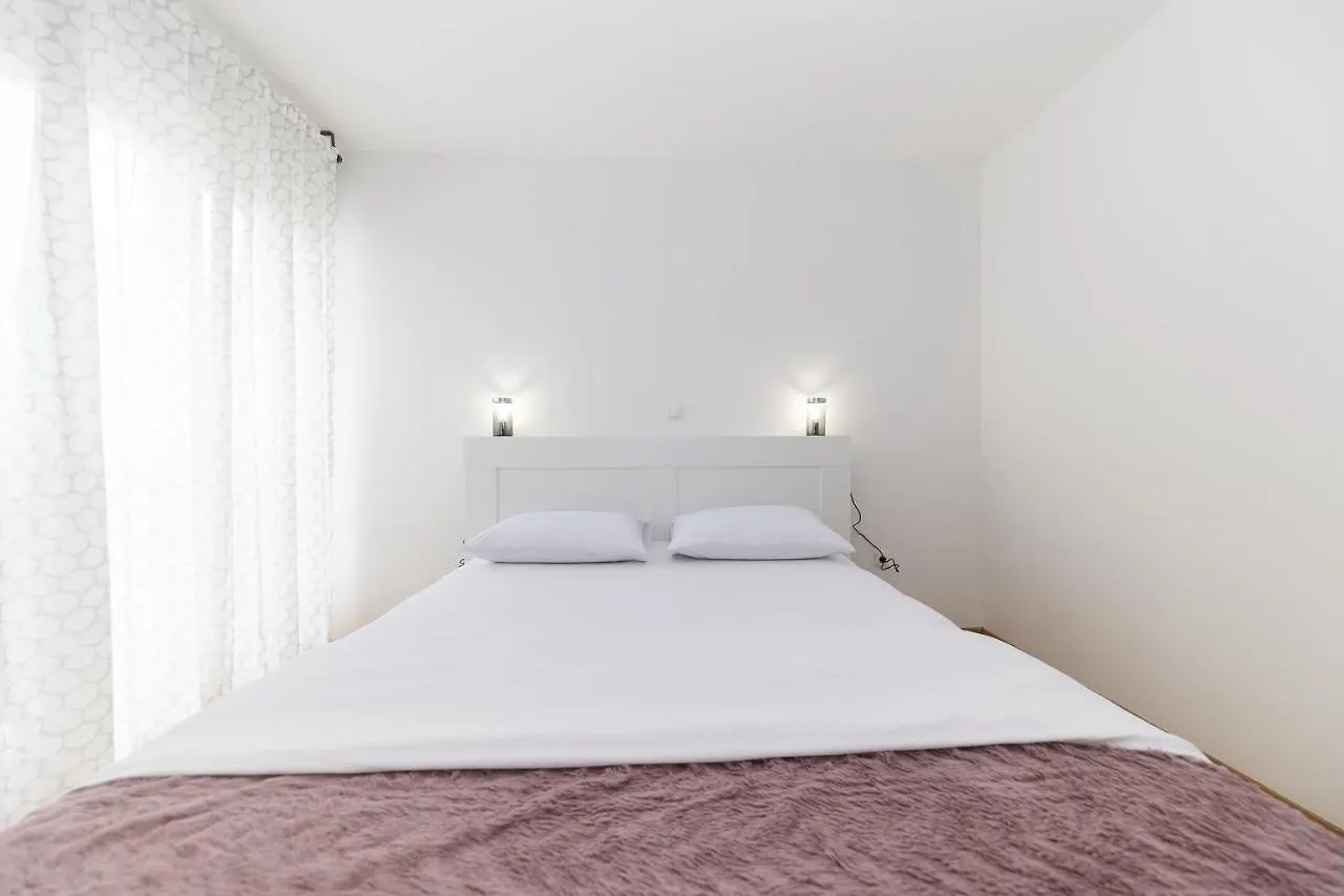 Apartment Alan Zara