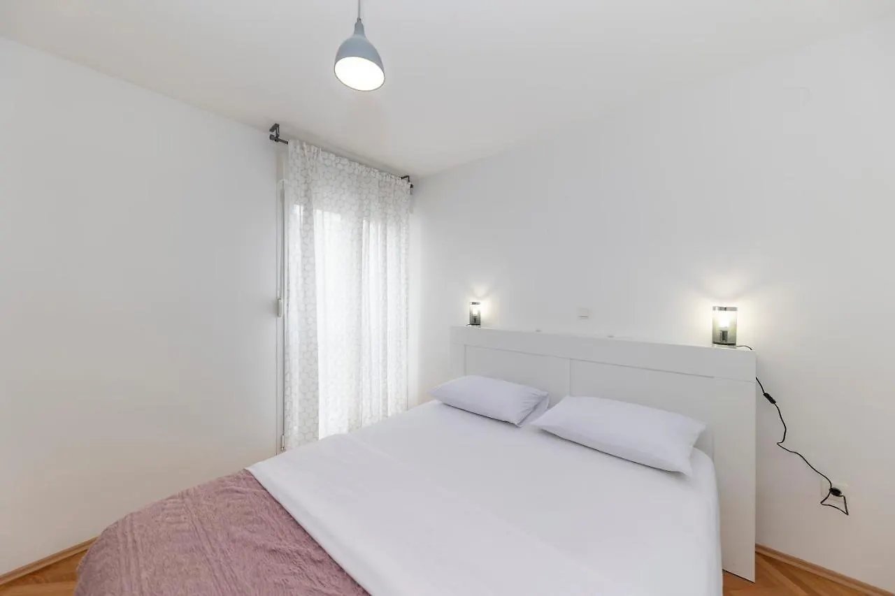Apartment Alan Zara