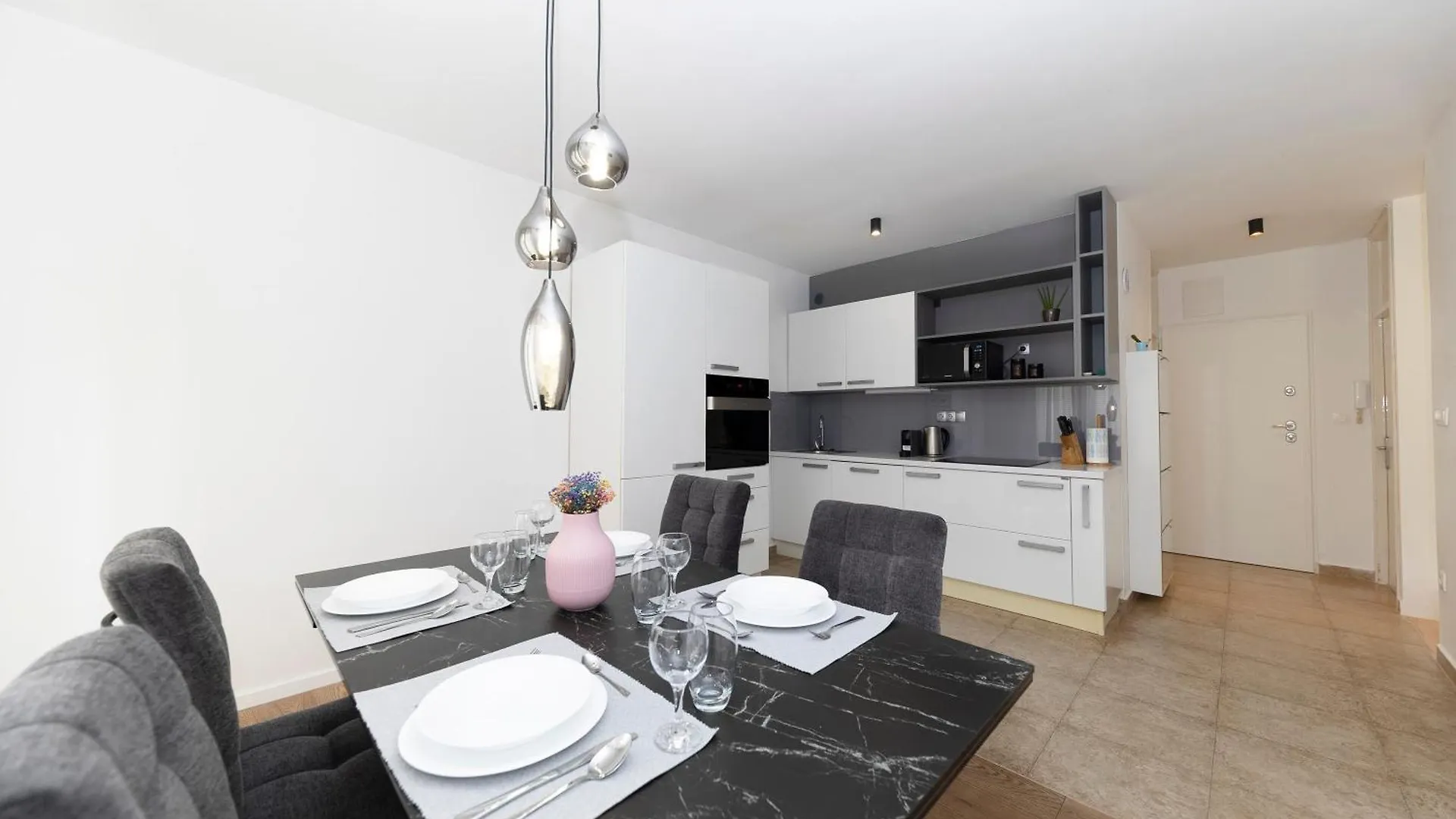 Apartment Alan Zara